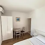 Seka Apartment *